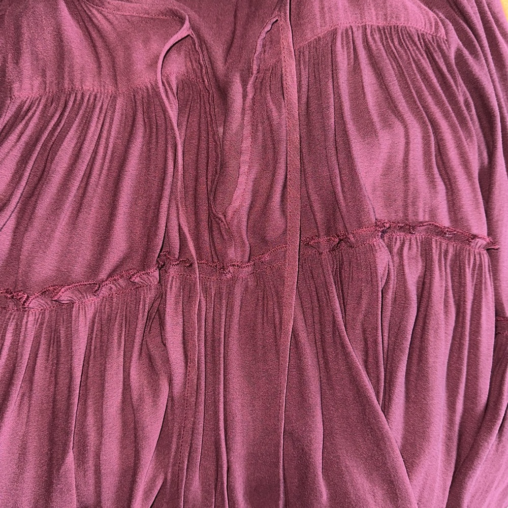 Free People Tiered Flowy Peasant Style Burgundy top size XS - Picture 11 of 13